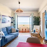 Sea View *